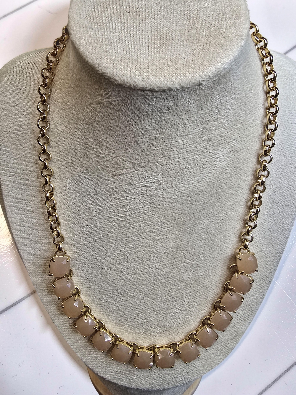 Kate Spade Pink Lucite & Gold Tone Collar Necklace